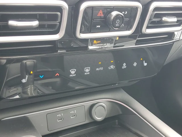 Nuevos NISSAN SENTRA à Estados chez autogozo