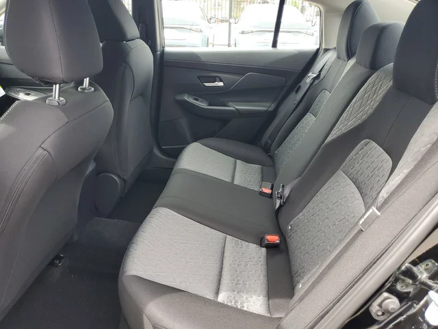 Nuevos NISSAN SENTRA à Estados chez autogozo