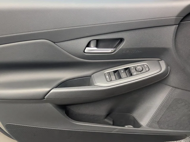 Nuevos NISSAN SENTRA à Estados chez autogozo