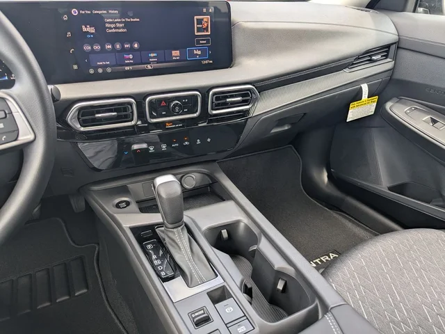 Nuevos NISSAN SENTRA à Estados chez autogozo