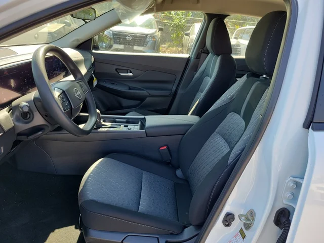 Nuevos NISSAN SENTRA à Estados chez autogozo