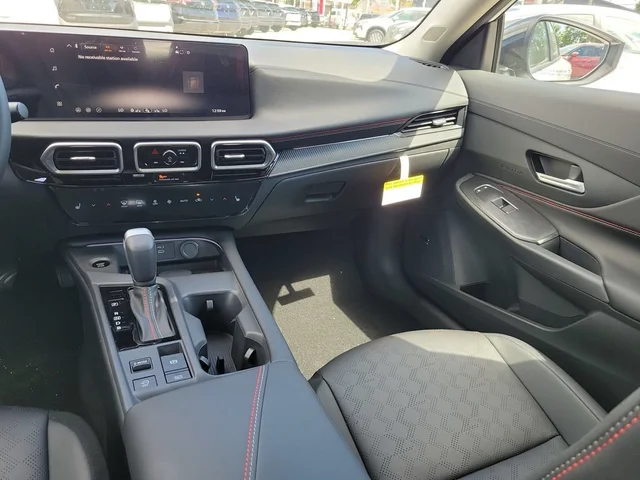 Nuevos NISSAN SENTRA à Estados chez autogozo