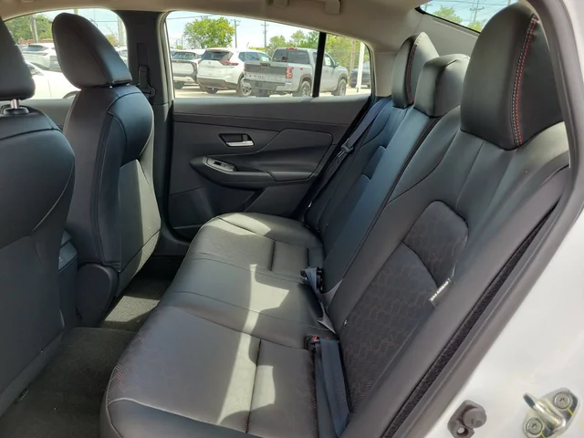 Nuevos NISSAN SENTRA à Estados chez autogozo