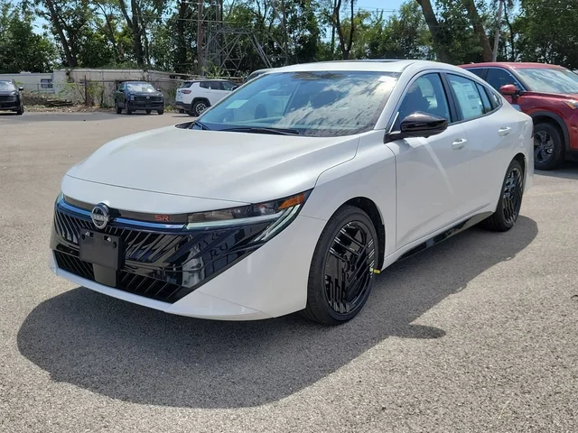 Nuevos NISSAN SENTRA à Estados chez autogozo