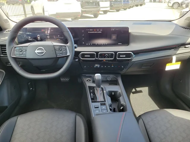 Nuevos NISSAN SENTRA à Estados chez autogozo