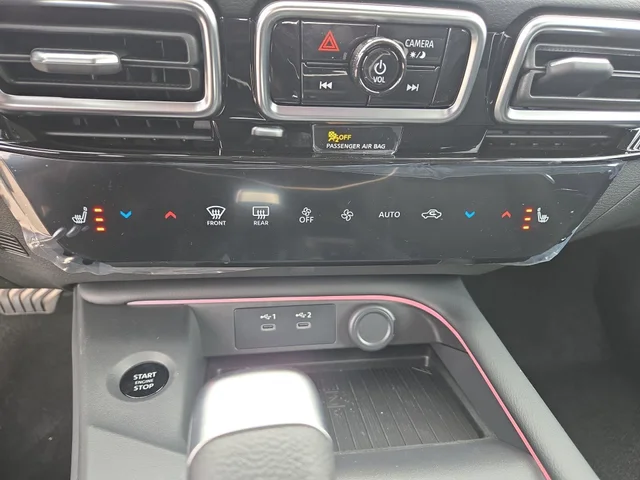 Nuevos NISSAN SENTRA à Estados chez autogozo