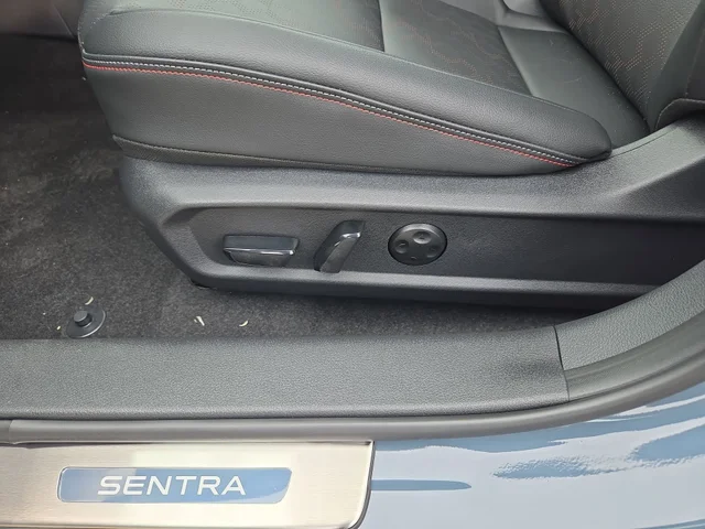 Nuevos NISSAN SENTRA à Estados chez autogozo