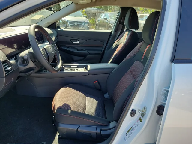 Nuevos NISSAN SENTRA à Estados chez autogozo