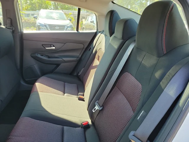 Nuevos NISSAN SENTRA à Estados chez autogozo