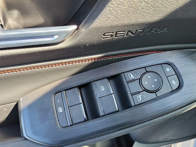 Nuevos NISSAN SENTRA à Estados chez autogozo
