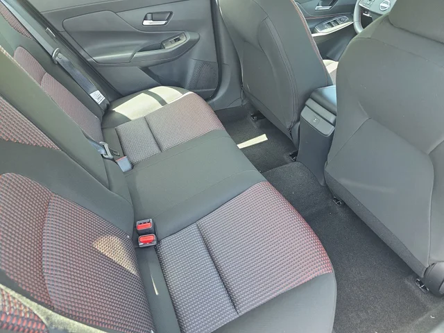 Nuevos NISSAN SENTRA à Estados chez autogozo