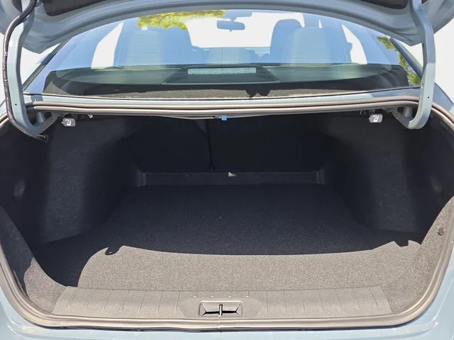 Nuevos NISSAN SENTRA à Estados chez autogozo