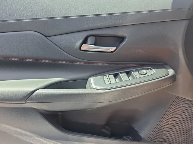 Nuevos NISSAN SENTRA à Estados chez autogozo