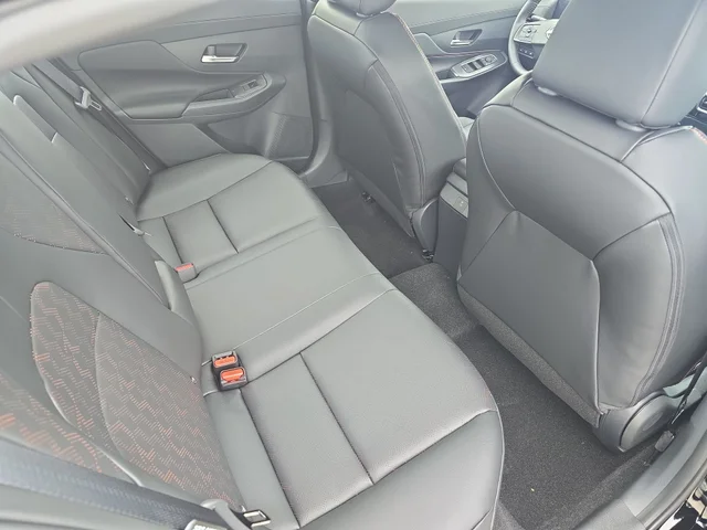 Nuevos NISSAN SENTRA à Estados chez autogozo