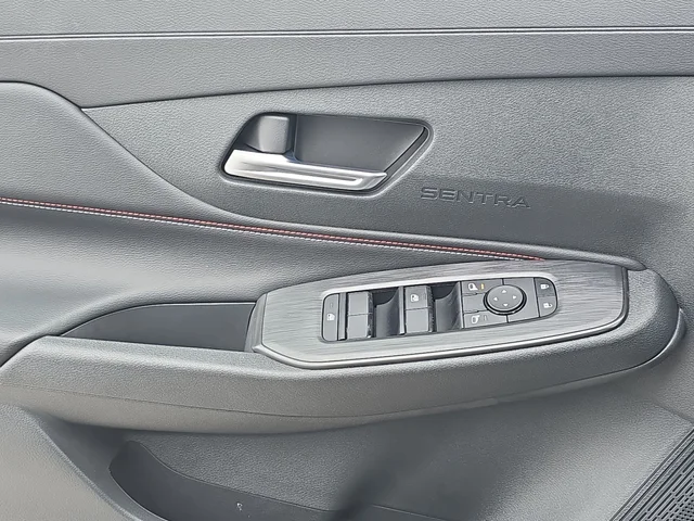 Nuevos NISSAN SENTRA à Estados chez autogozo