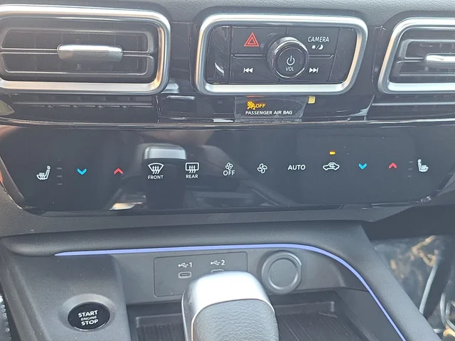 Nuevos NISSAN SENTRA à Estados chez autogozo