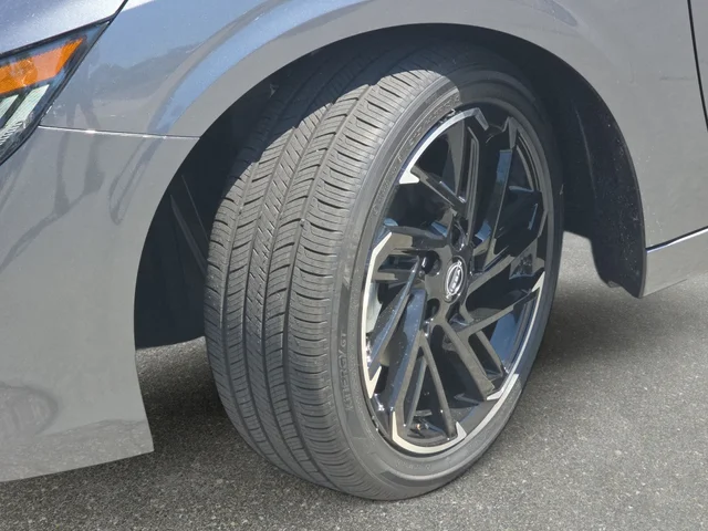 Nuevos NISSAN SENTRA à Estados chez autogozo