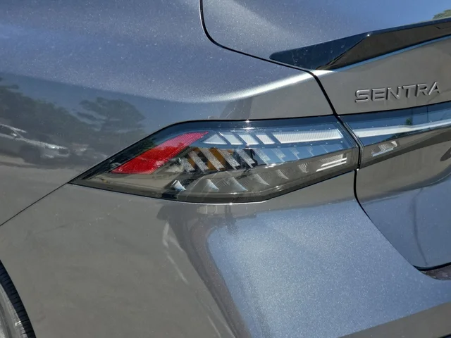 Nuevos NISSAN SENTRA à Estados chez autogozo