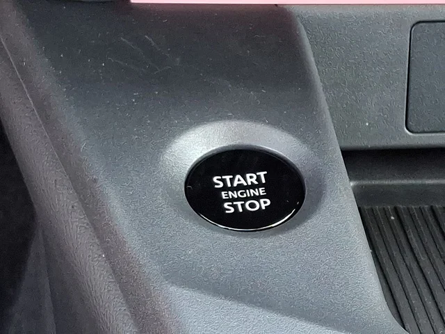 Nuevos NISSAN SENTRA à Estados chez autogozo