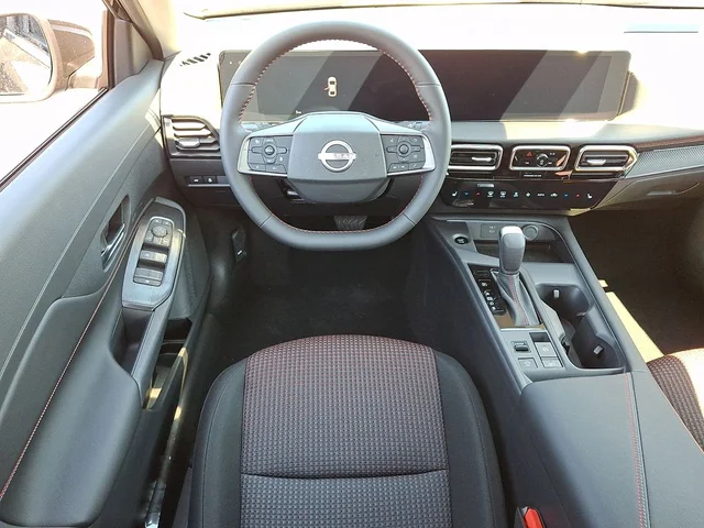Nuevos NISSAN SENTRA à Estados chez autogozo