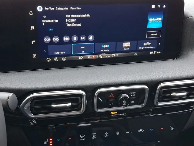 Nuevos NISSAN SENTRA à Estados chez autogozo
