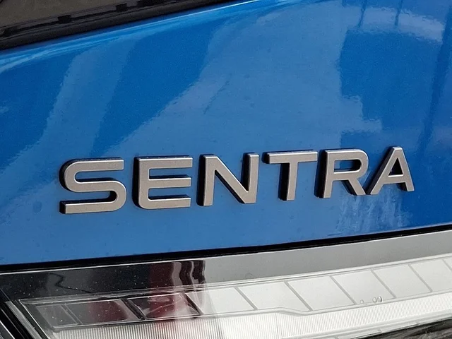 Nuevos NISSAN SENTRA à Estados chez autogozo