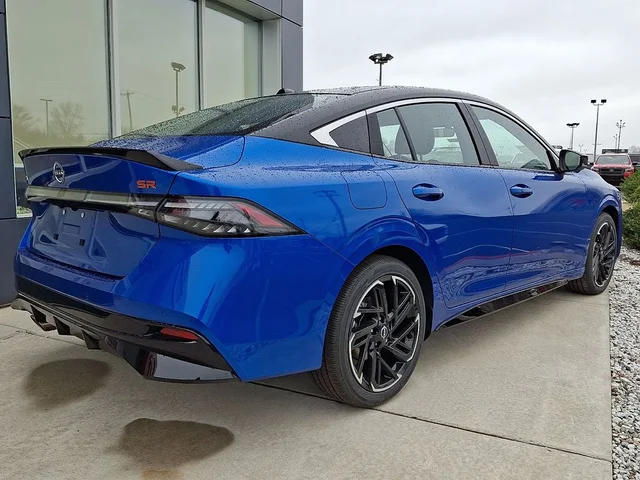 Nuevos NISSAN SENTRA à Estados chez autogozo