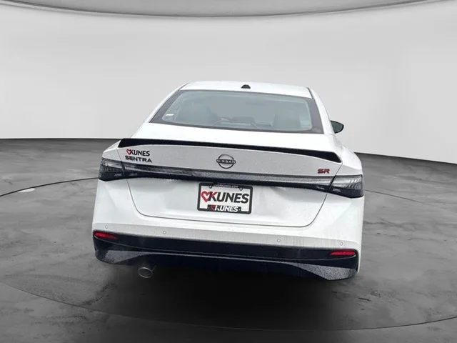 Nuevos NISSAN SENTRA à Estados chez autogozo