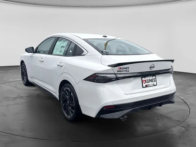 Nuevos NISSAN SENTRA à Estados chez autogozo