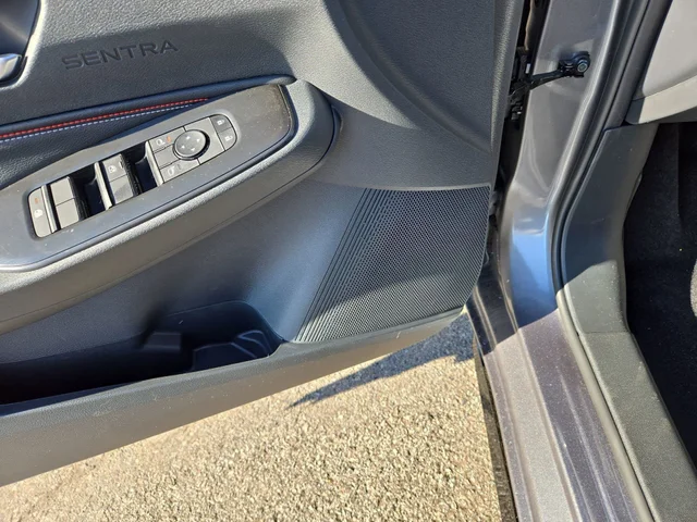 Nuevos NISSAN SENTRA à Estados chez autogozo