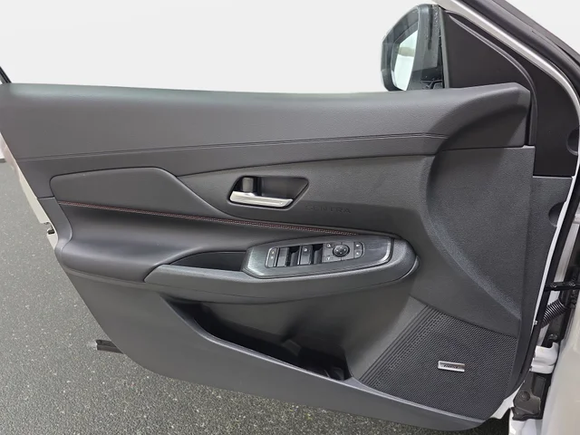 Nuevos NISSAN SENTRA à Estados chez autogozo