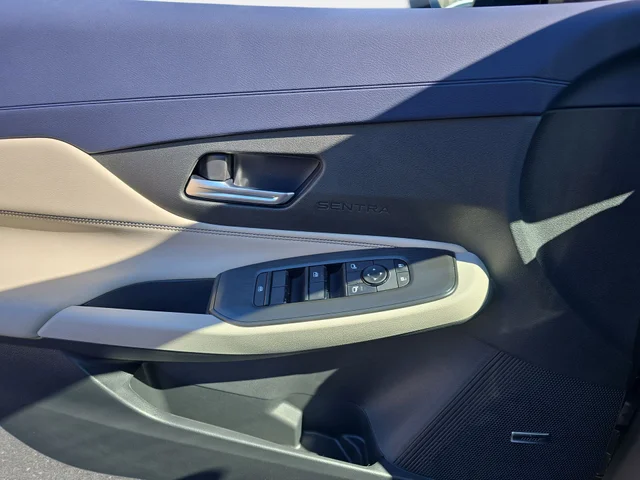 Nuevos NISSAN SENTRA à Estados chez autogozo