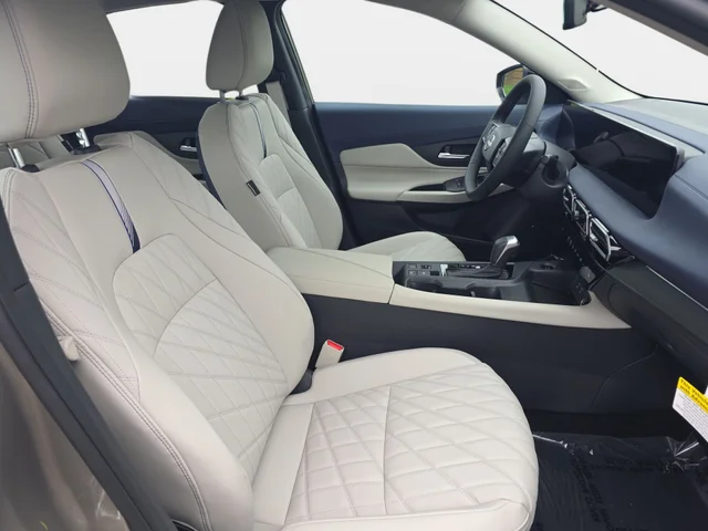 Nuevos NISSAN SENTRA à Estados chez autogozo