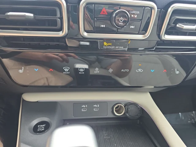 Nuevos NISSAN SENTRA à Estados chez autogozo