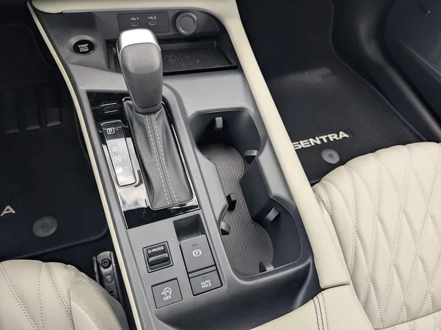 Nuevos NISSAN SENTRA à Estados chez autogozo