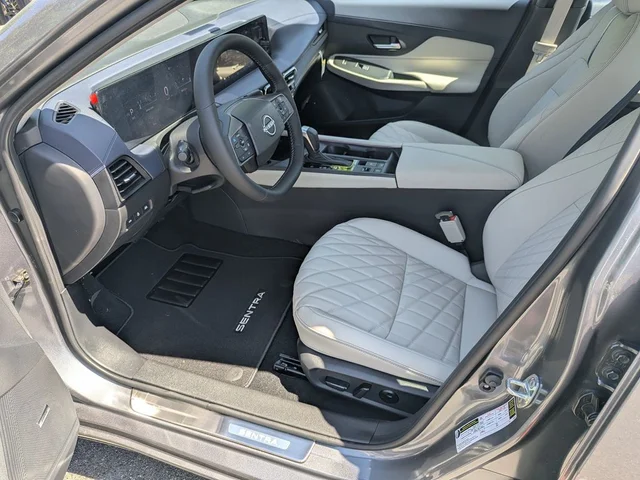 Nuevos NISSAN SENTRA à Estados chez autogozo