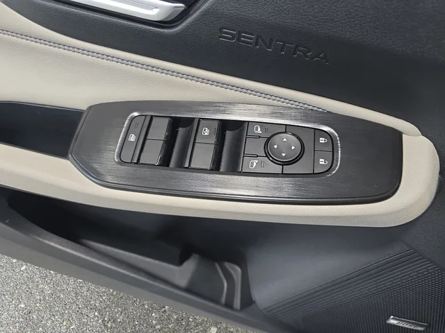 Nuevos NISSAN SENTRA à Estados chez autogozo