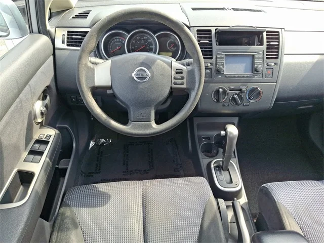SEMINUEVOS NISSAN Versa a Estados en autogozo