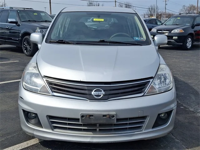 SEMINUEVOS NISSAN Versa a Estados en autogozo