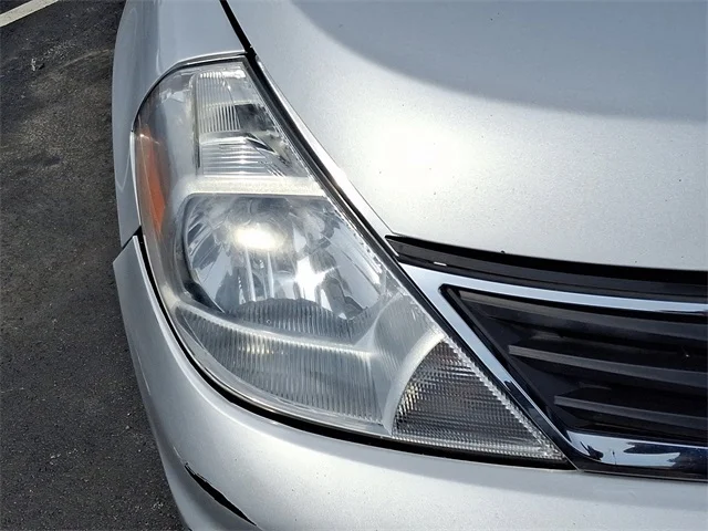 SEMINUEVOS NISSAN Versa a Estados en autogozo