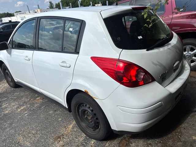 SEMINUEVOS NISSAN Versa a Estados en autogozo