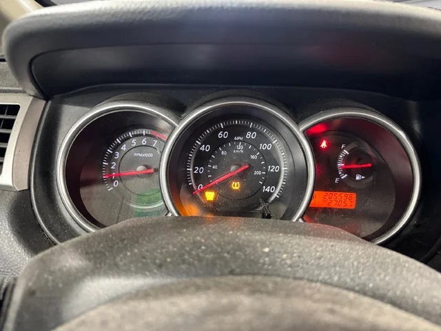 SEMINUEVOS NISSAN Versa a Estados en autogozo
