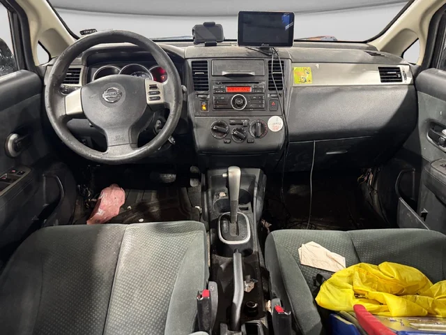 SEMINUEVOS NISSAN Versa a Estados en autogozo