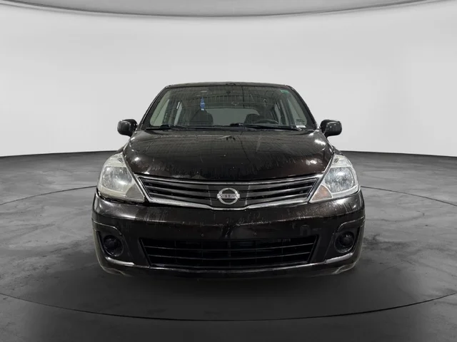 SEMINUEVOS NISSAN Versa a Estados en autogozo