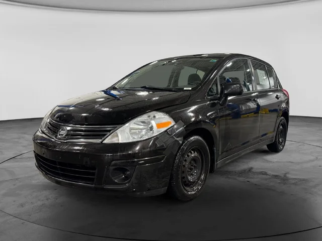 SEMINUEVOS NISSAN Versa a Estados en autogozo