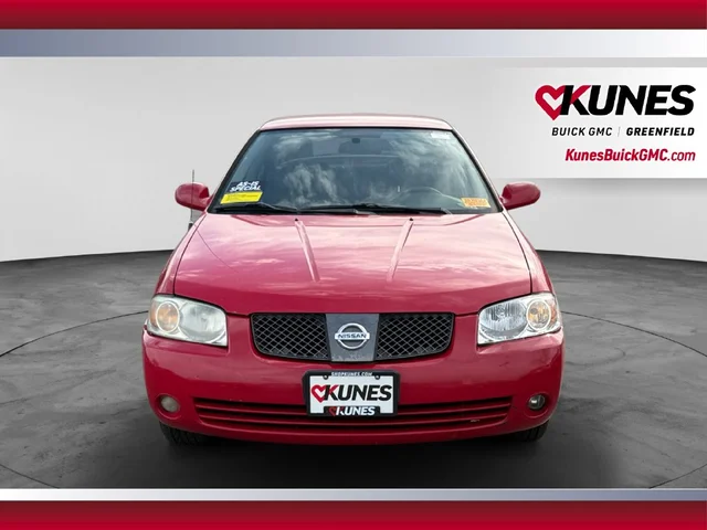SEMINUEVOS NISSAN Sentra a Estados en autogozo