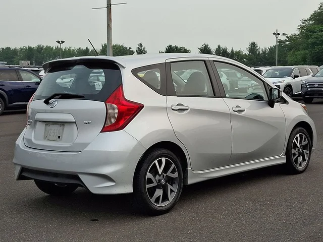 SEMINUEVOS NISSAN Versa Note a Estados en autogozo