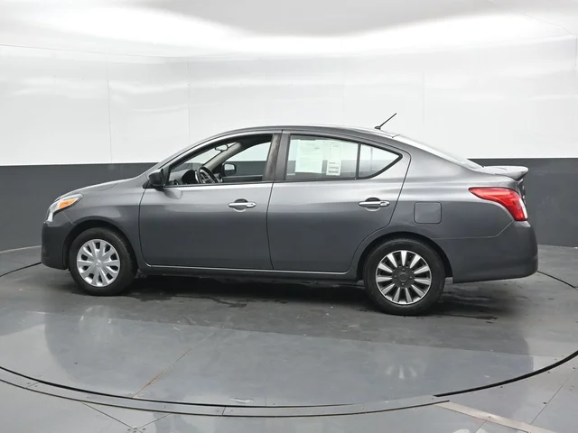 SEMINUEVOS NISSAN Versa a Estados en autogozo