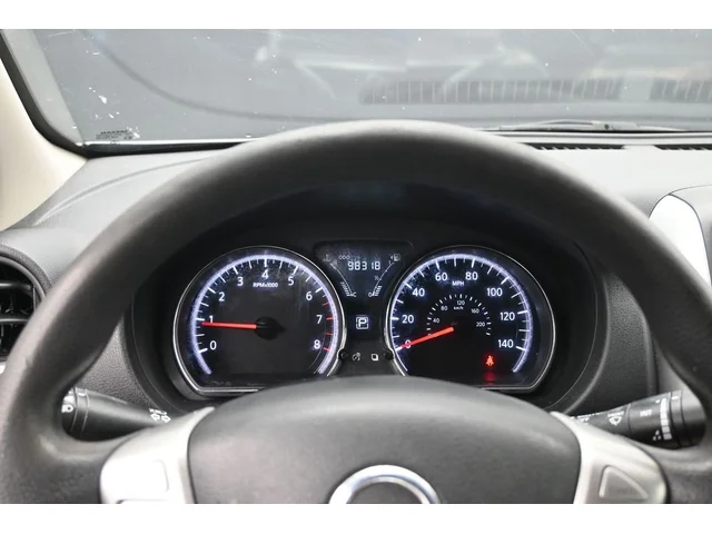 SEMINUEVOS NISSAN Versa a Estados en autogozo
