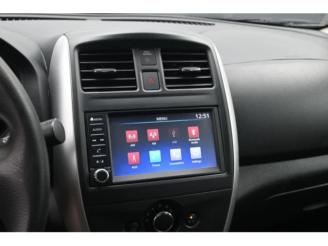 SEMINUEVOS NISSAN Versa a Estados en autogozo